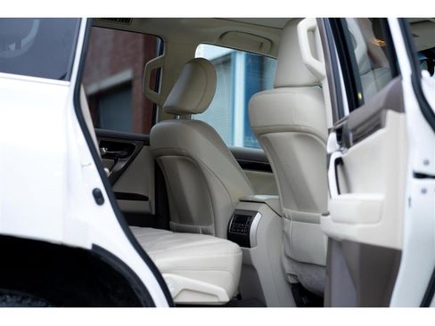 Used 2018 Lexus GX 460 Premium w/ Premium Package image 38