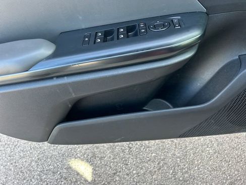 Used 2025 Kia K4 LXS image 29
