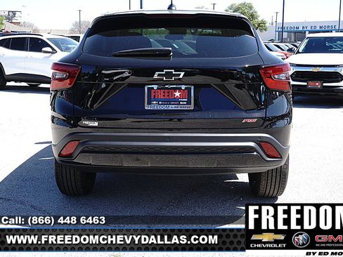 New 2026 Chevrolet Trax RS w/ Driver Confidence Package image 6