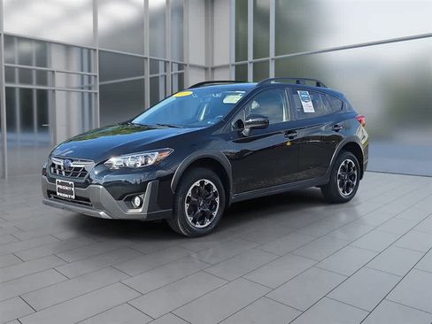 Used 2021 Subaru Crosstrek 2.0i Premium w/ Moonroof Package AWD/4WD image 5