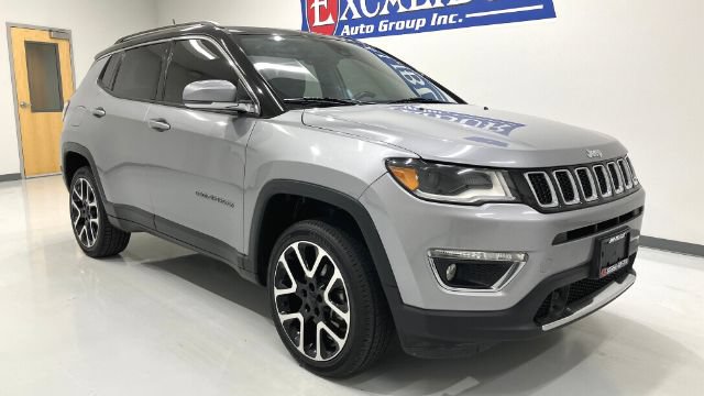 Used 2018 Jeep Compass Limited w/ Navigation Group AWD/4WD image 3