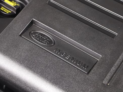 Used 2025 Land Rover Range Rover SE AWD/4WD image 23