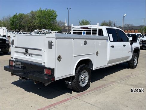 Used 2023 Chevrolet Silverado 2500 W/T w/ WT Convenience Package image 2