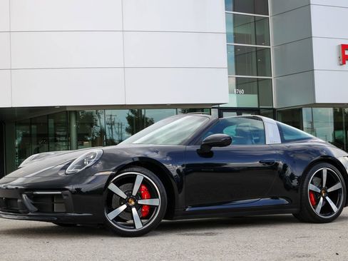 Used 2021 Porsche 911 Targa 4S AWD/4WD image 45
