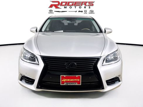 Used 2014 Lexus LS 460 w/ Comfort Package RWD image 7