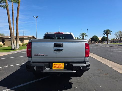 Used 2019 Chevrolet Colorado LT w/ Redline Special Edition image 9