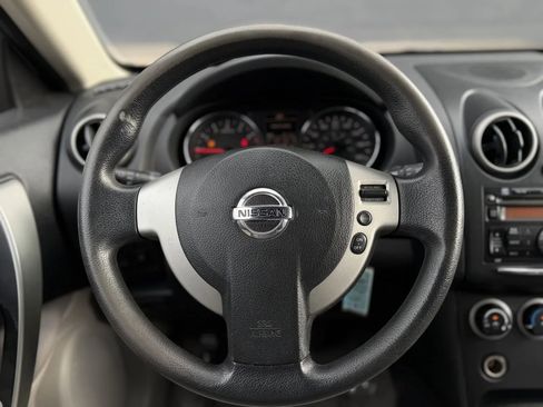 Used 2011 Nissan Rogue S AWD/4WD image 10