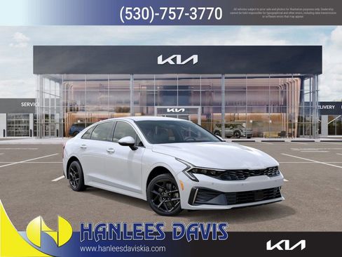 New 2026 Kia K5 LXS image 8