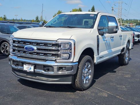 New 2025 Ford F250 Lariat w/ Lariat Ultimate Package AWD/4WD image 3