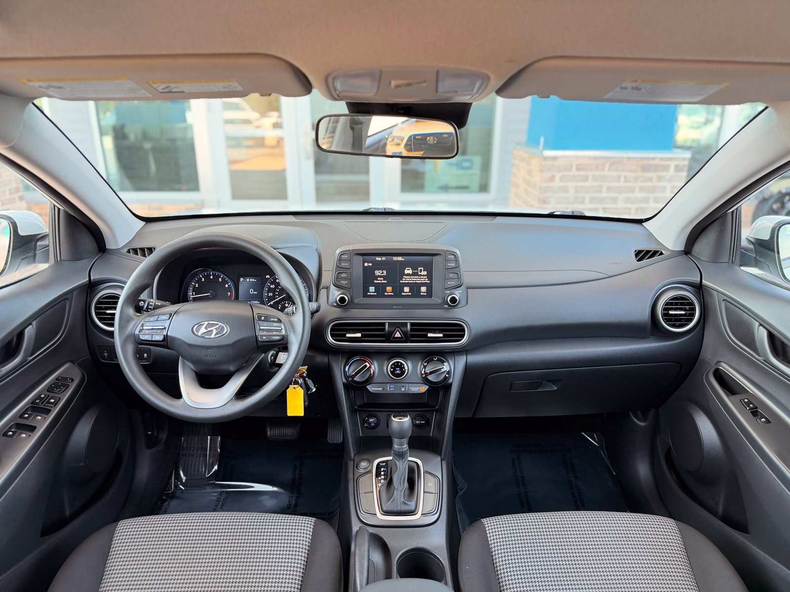 Used 2019 Hyundai Kona SE FWD image 25