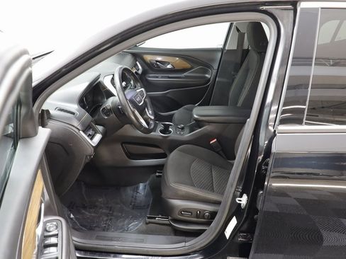 Used 2019 GMC Terrain SLE w/ Driver Convenience Package image 6