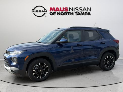 Used 2023 Chevrolet TrailBlazer LT FWD image 5