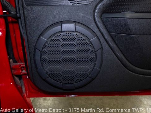 Used 2005 Ford Mustang GT Premium RWD image 36