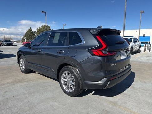 Used 2024 Honda CR-V EX image 7