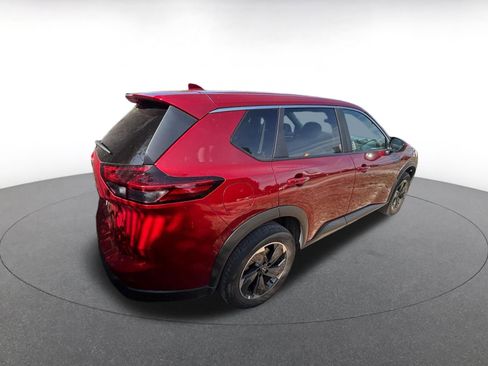 Used 2025 Nissan Rogue SV FWD image 9