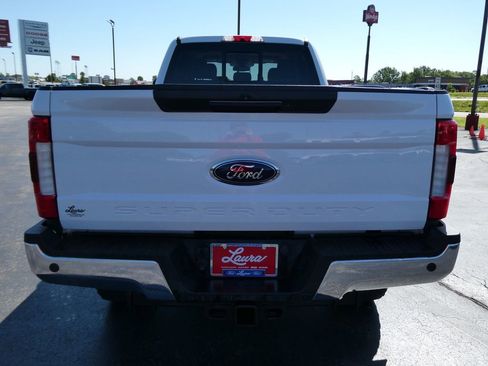 Used 2019 Ford F350 Lariat w/ Lariat Ultimate Package AWD/4WD image 8