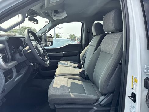 Certified 2024 Ford F250 XLT image 12