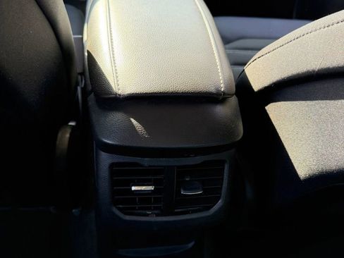 Used 2014 Ford Fusion SE FWD image 6