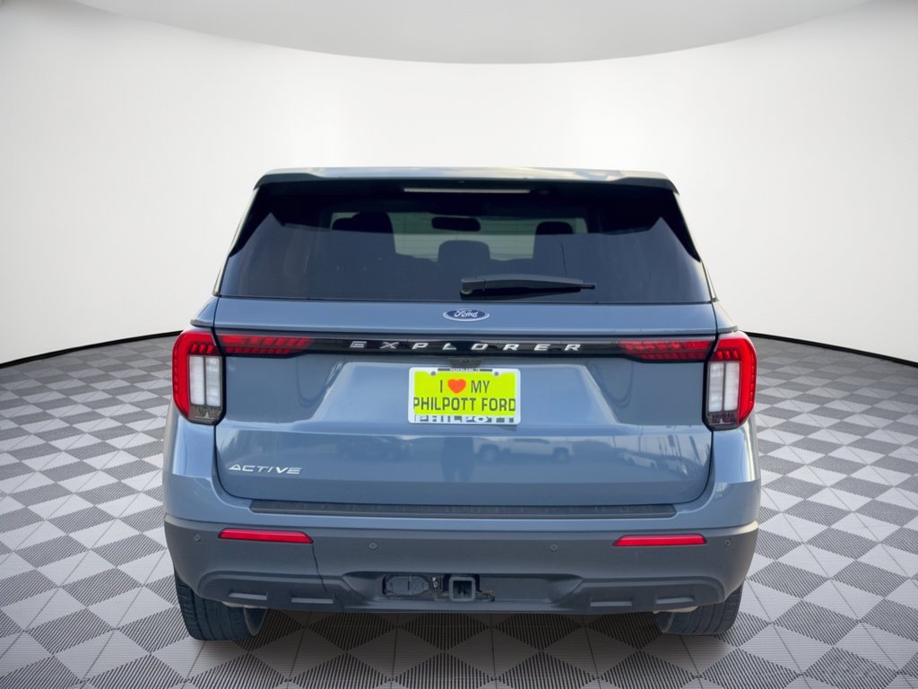Used 2025 Ford Explorer Active RWD image 11
