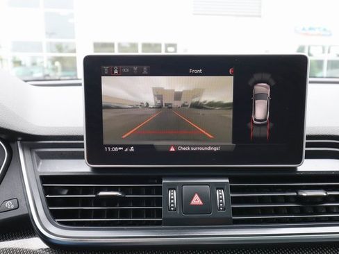 Used 2018 Audi SQ5 Prestige w/ Prestige Package image 8