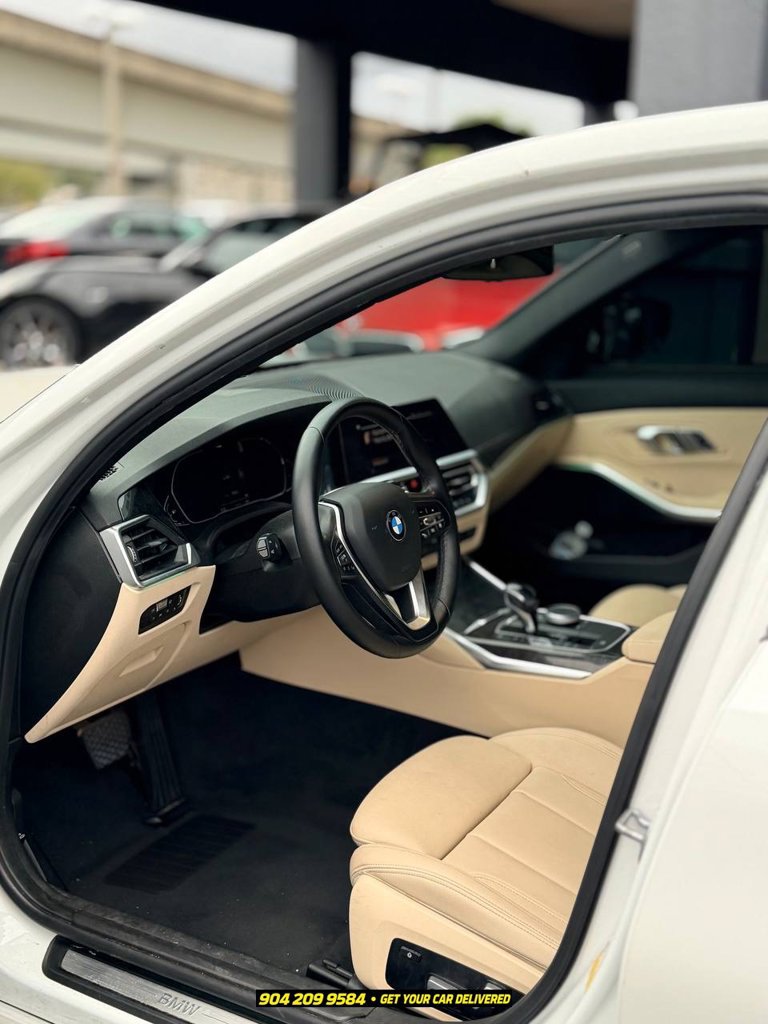 Used 2021 BMW 330i Sedan w/ Driving Assistance Package RWD image 14