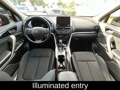 Used 2023 Mitsubishi Eclipse Cross LE image 9