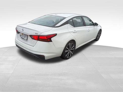 Used 2022 Nissan Altima 2.5 SR image 7