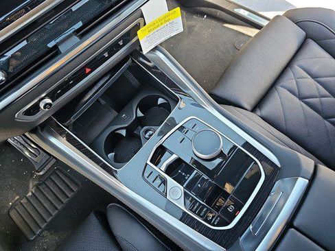 New 2026 BMW X6 xDrive40i image 25