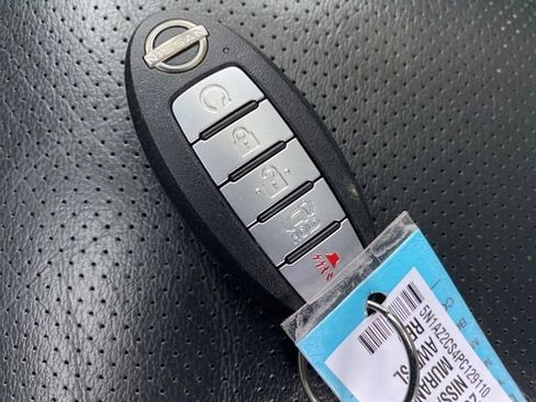 Used 2023 Nissan Murano SL image 24