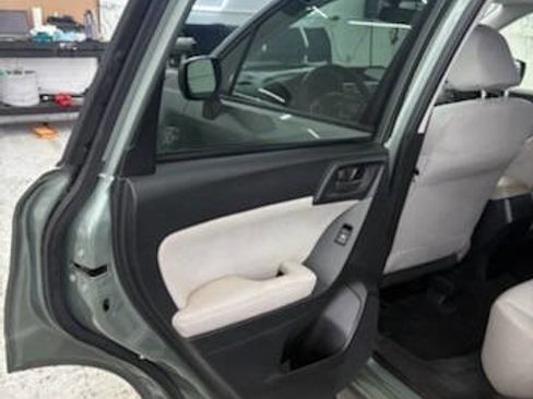 Used 2014 Subaru Forester 2.5i Premium w/ All-Weather Package image 21