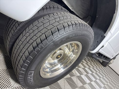 Used 2024 Ford F350 XL image 29