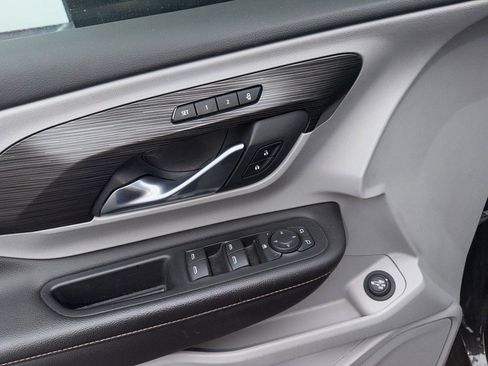 Used 2019 GMC Terrain SLT w/ Preferred Package image 6