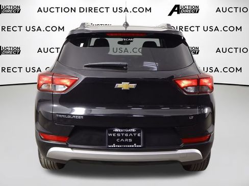 Used 2024 Chevrolet TrailBlazer LT FWD image 3
