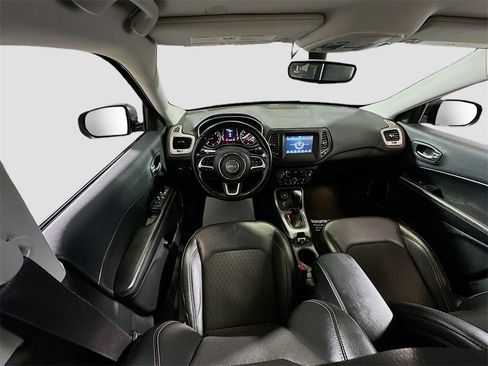 Used 2020 Jeep Compass Latitude image 24