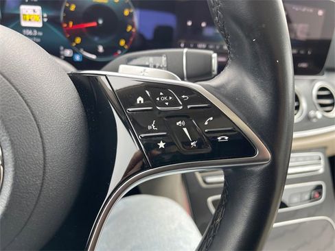 Used 2023 Mercedes-Benz E 350 4MATIC Sedan image 24