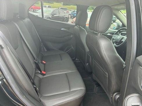 Used 2024 Buick Encore GX Sport Touring AWD/4WD image 7