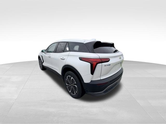 Used 2024 Chevrolet Blazer EV LT AWD/4WD image 4
