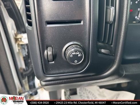 Used 2018 Chevrolet Silverado 1500 W/T w/ Trailering Package image 16