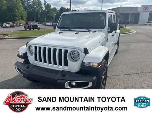 Used 2021 Jeep Gladiator Overland w/ Popular Equipment Package AWD/4WD image 7