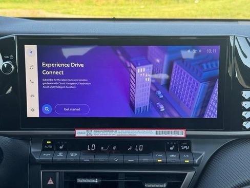 New 2026 Toyota Camry Hybrid FWD image 23