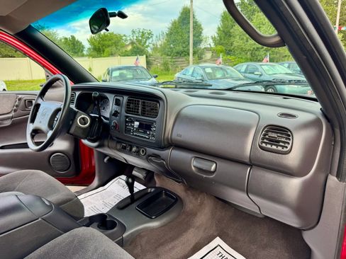 Used 2000 Dodge Durango 4WD image 22