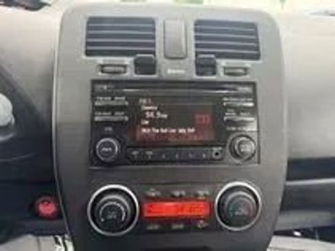 Used 2015 Nissan Leaf S w/ Charge Package FWD image 19