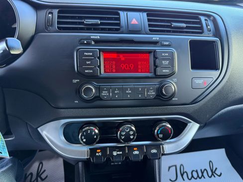 Used 2015 Kia Rio LX image 25
