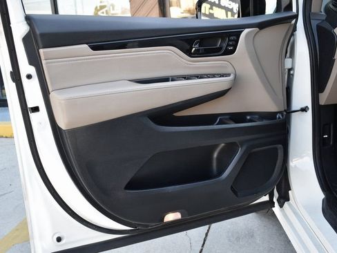 Used 2019 Honda Odyssey Elite image 15