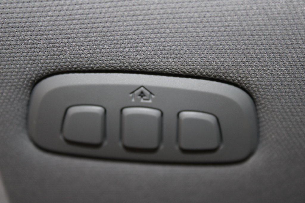 Used 2024 Ford Explorer Limited AWD/4WD image 57