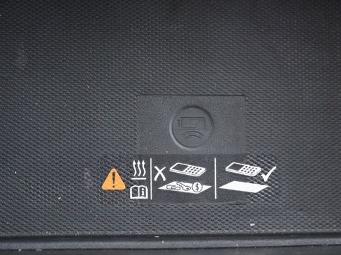 Used 2023 Chevrolet Suburban RST w/ Luxury Package image 16