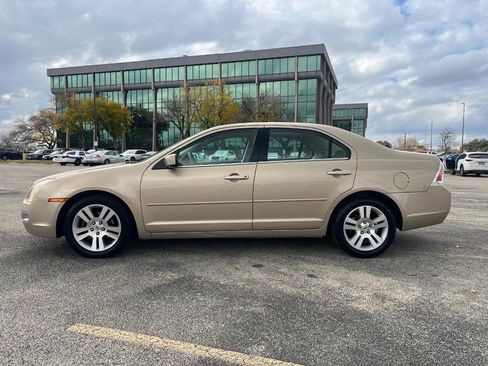Used 2006 Ford Fusion SEL image 2