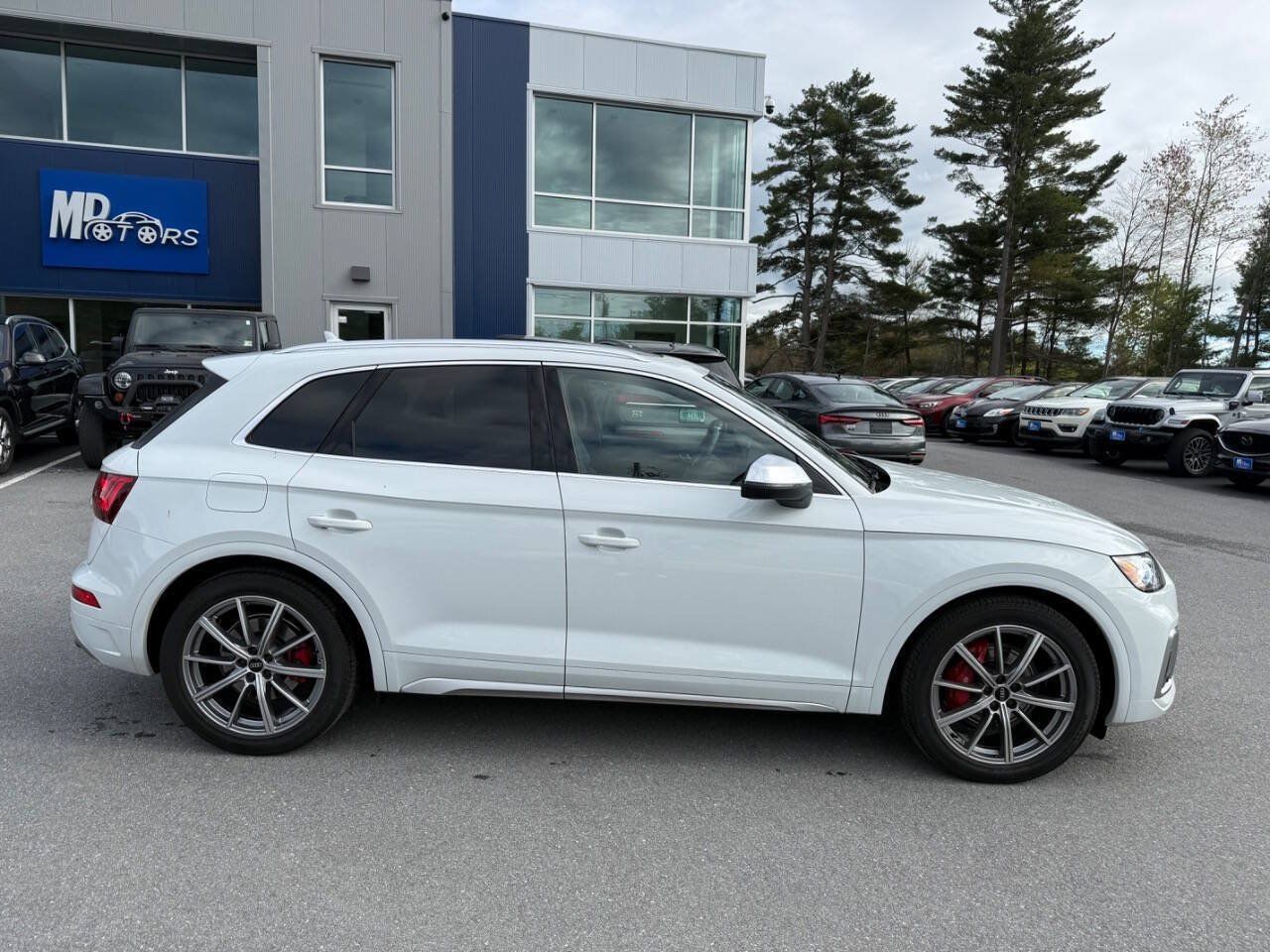 Used 2024 Audi SQ5 Premium Plus w/ Premium Plus Package AWD/4WD image 5