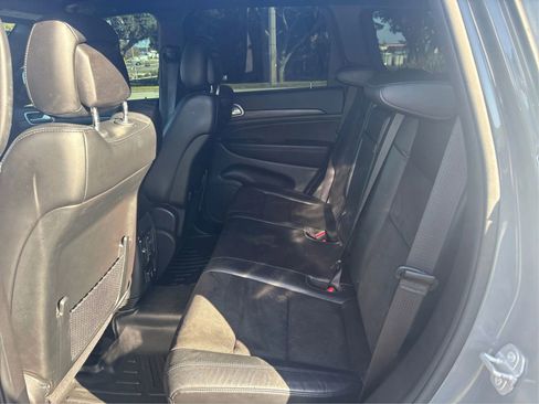 Used 2020 Jeep Grand Cherokee Altitude image 10