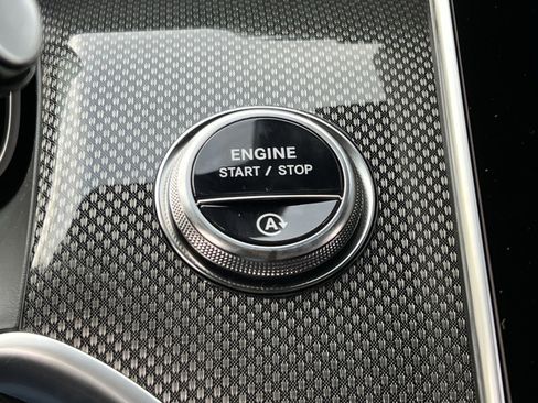 New 2026 Mercedes-Benz GLC 300 4MATIC image 31